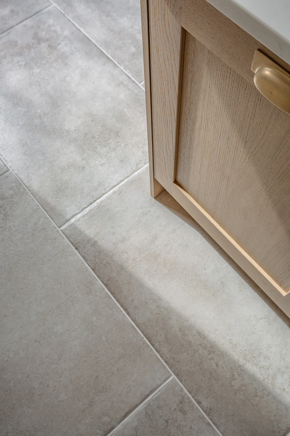 Bayonne Light Rustique Stone Effect Porcelain Tiles - Image 10