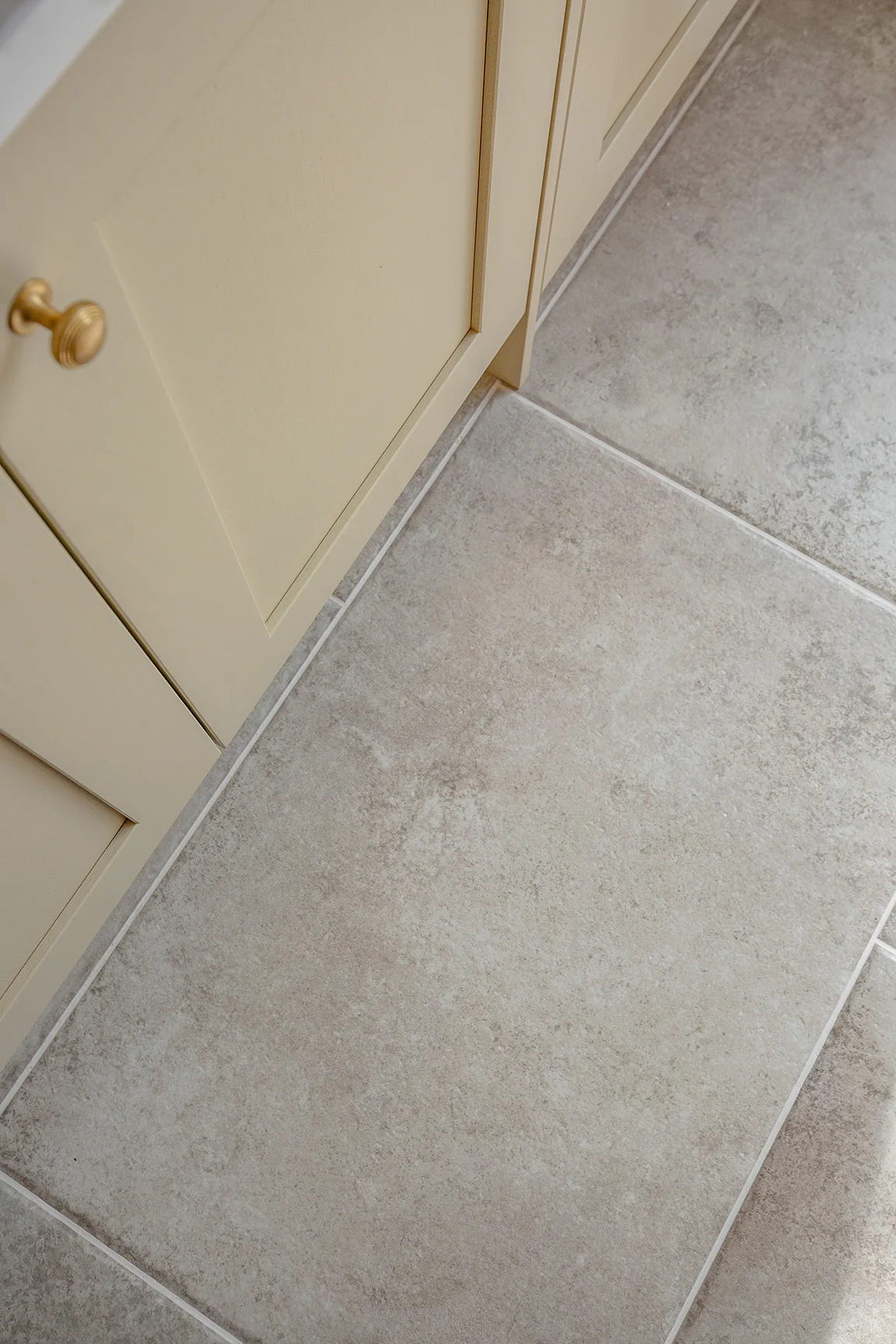 Bayonne Light Rustique Stone Effect Porcelain Tiles - Image 7