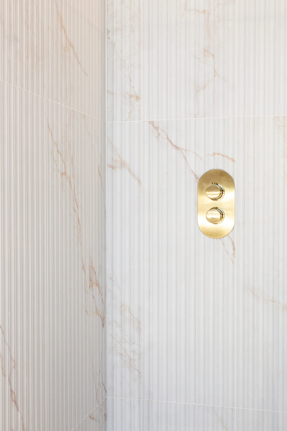 Carrara Rosa Pink Marble Effect Fluted Tiles - Image 4
