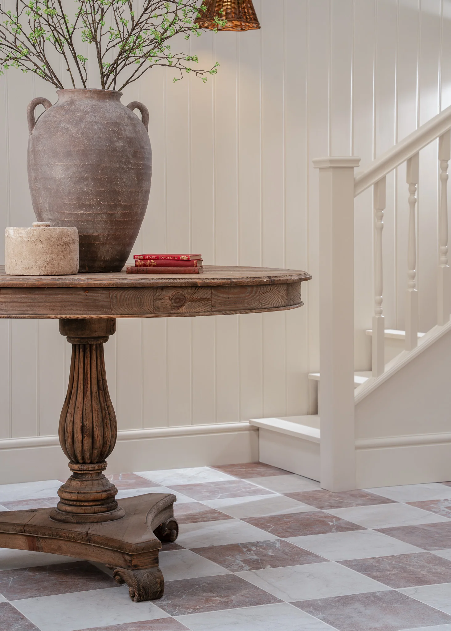 Chalfont Antiqued Red and White Marble Effect Chequerboard - Image 6