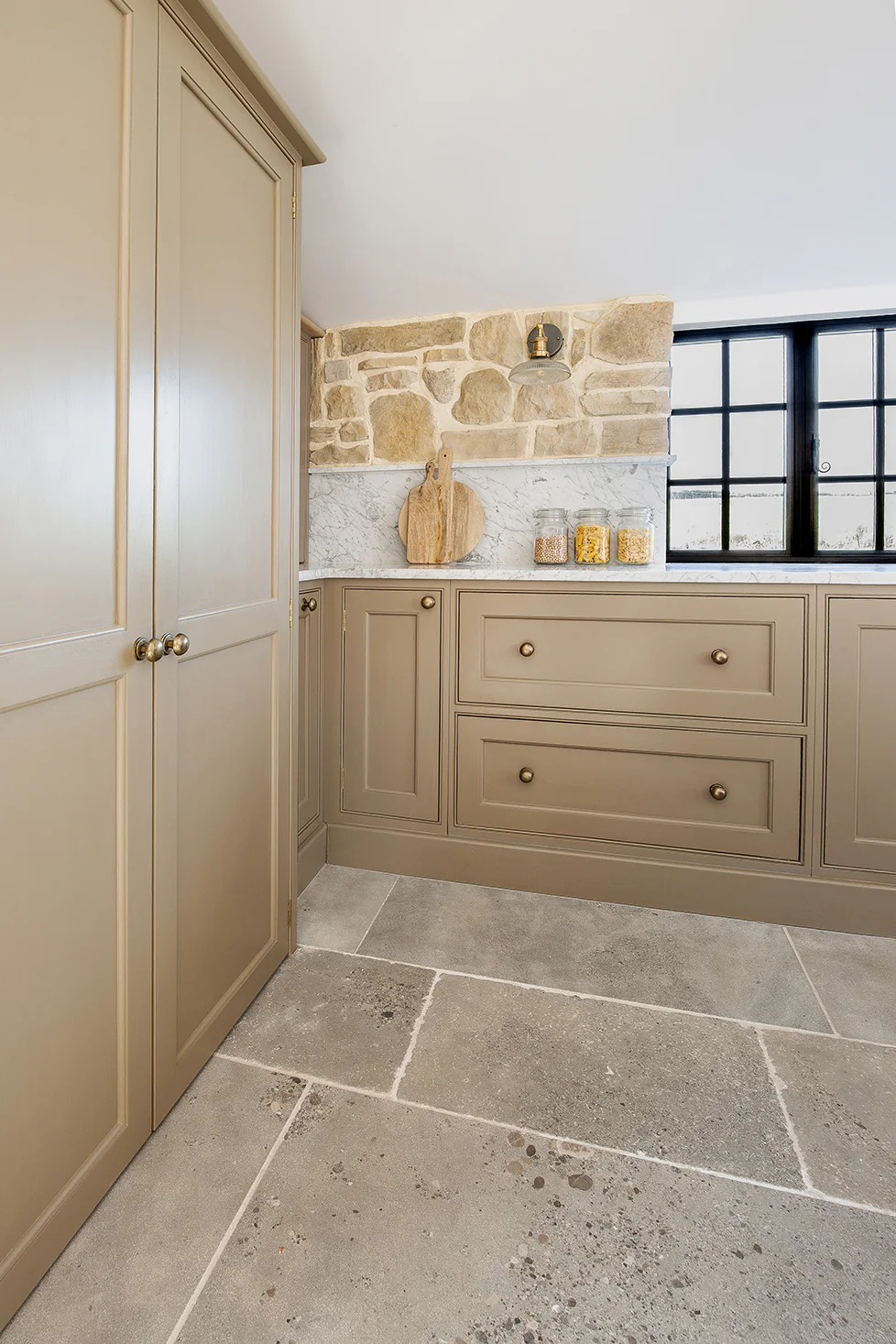 Clermont Gris® Aged Tumbled Limestone Tiles - Image 8