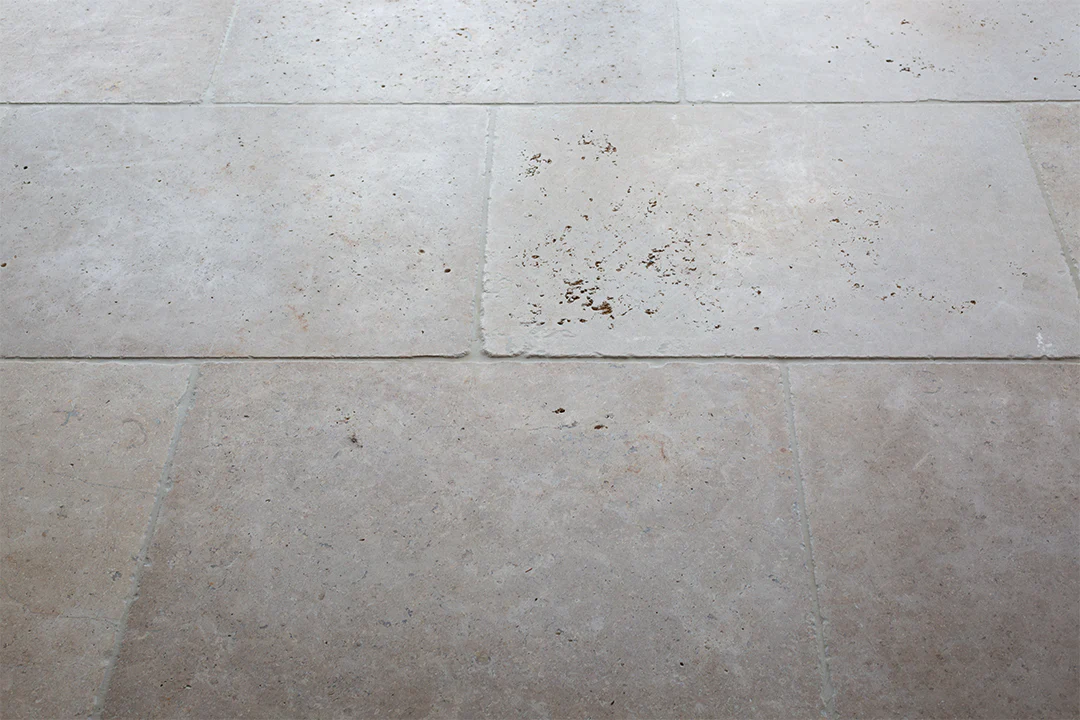 Dijon Blend Tumbled Limestone Tiles - Image 14