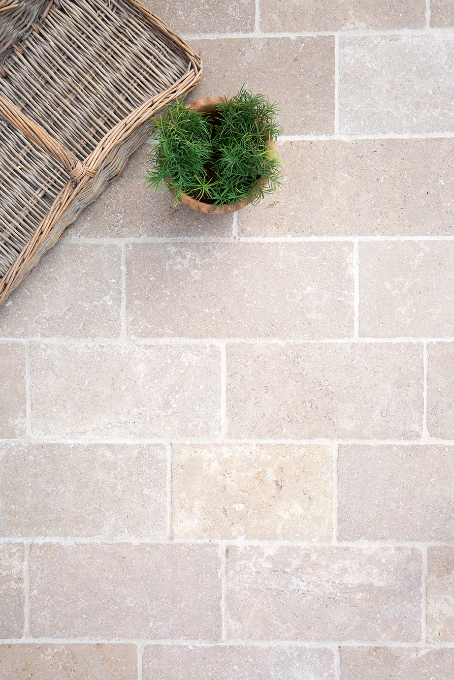 Dijon Tumbled Limestone Cobbles - Image 7