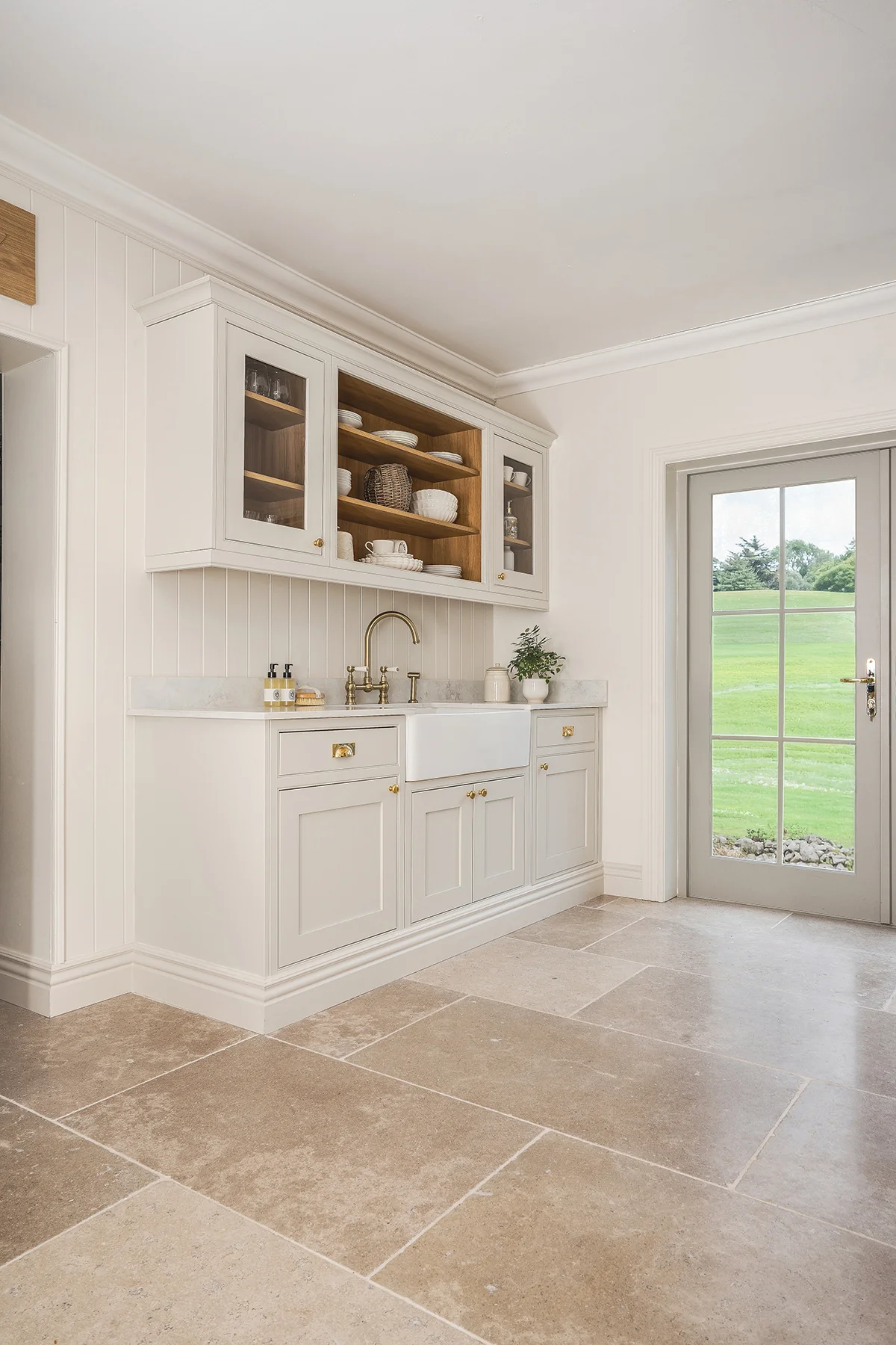 Dijon Tumbled Limestone Tiles - Image 9