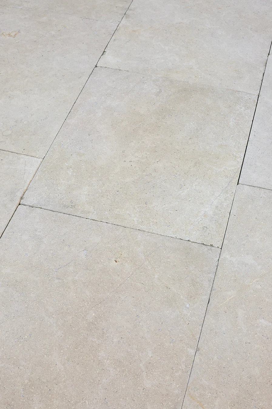 Dijon Tumbled Limestone Tiles - Second Selection - Image 3