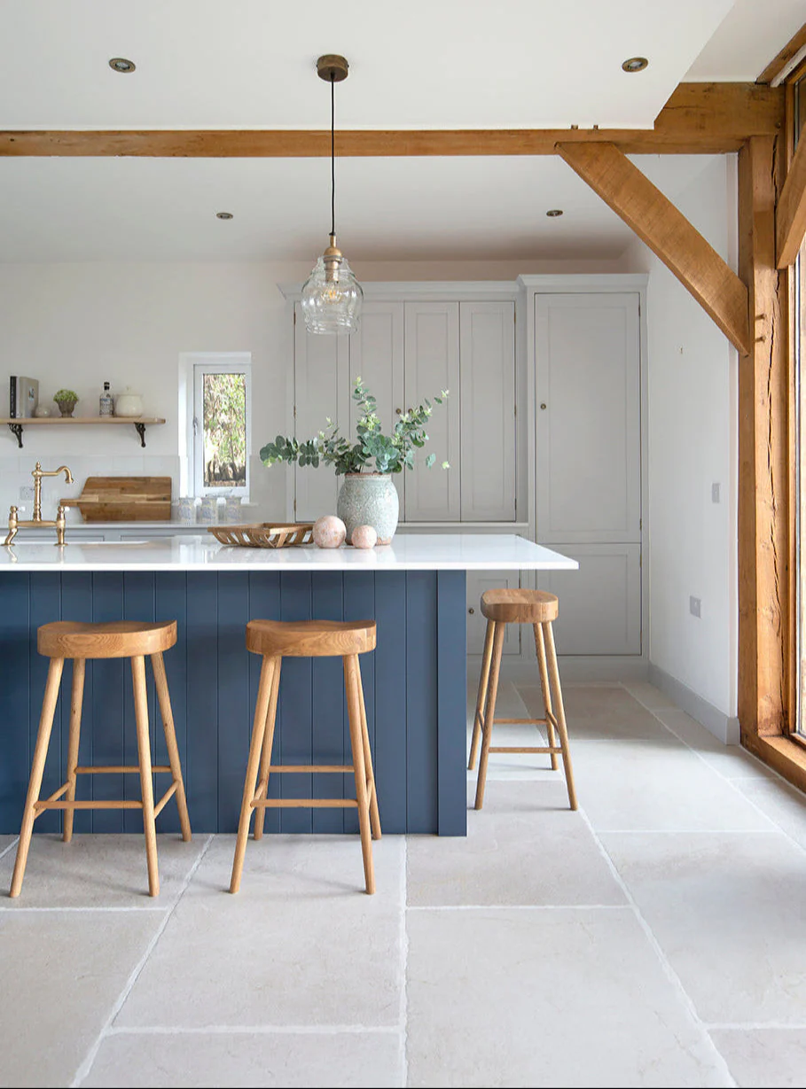 Dorchester Aged White Stone Effect Porcelain Tiles - Image 10