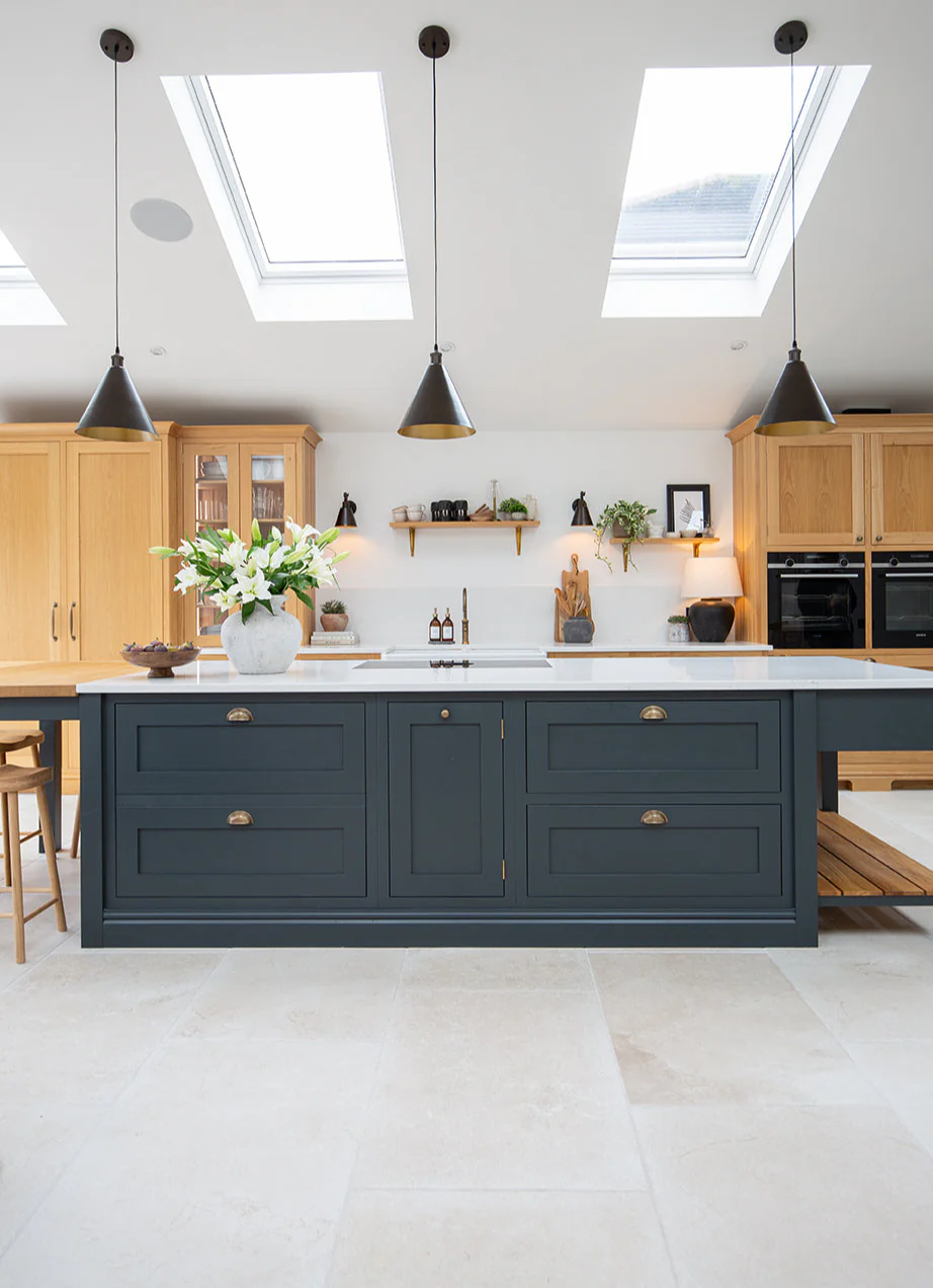 Dorchester Aged White Stone Effect Porcelain Tiles - Image 14