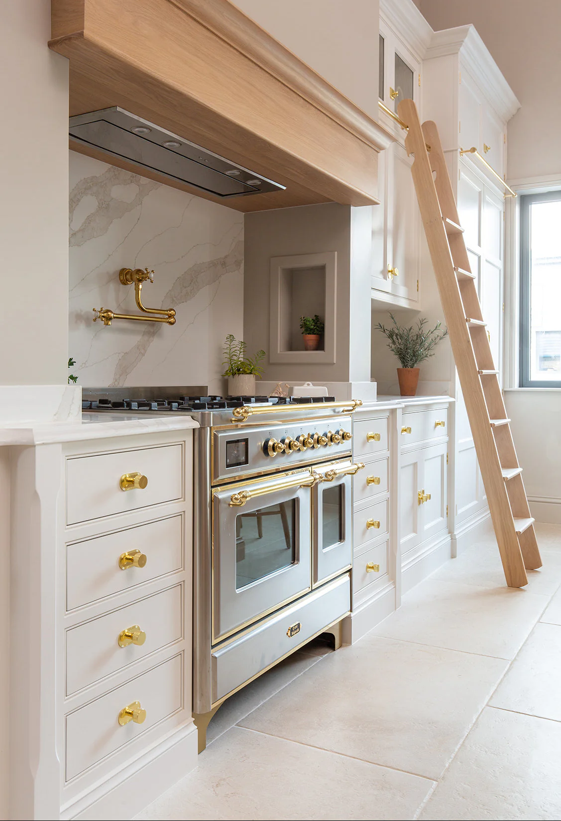 Dorchester Aged White Stone Effect Porcelain Tiles - Image 22