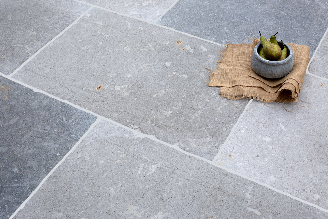Farrow Blend Tumbled Limestone Paving - Image 6