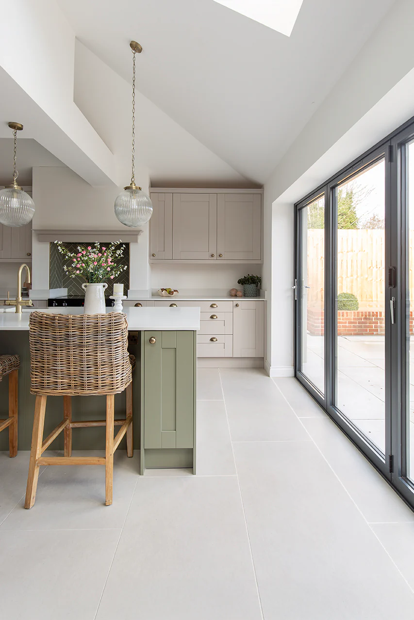 Frome White Stone Effect Porcelain Tiles - Image 5