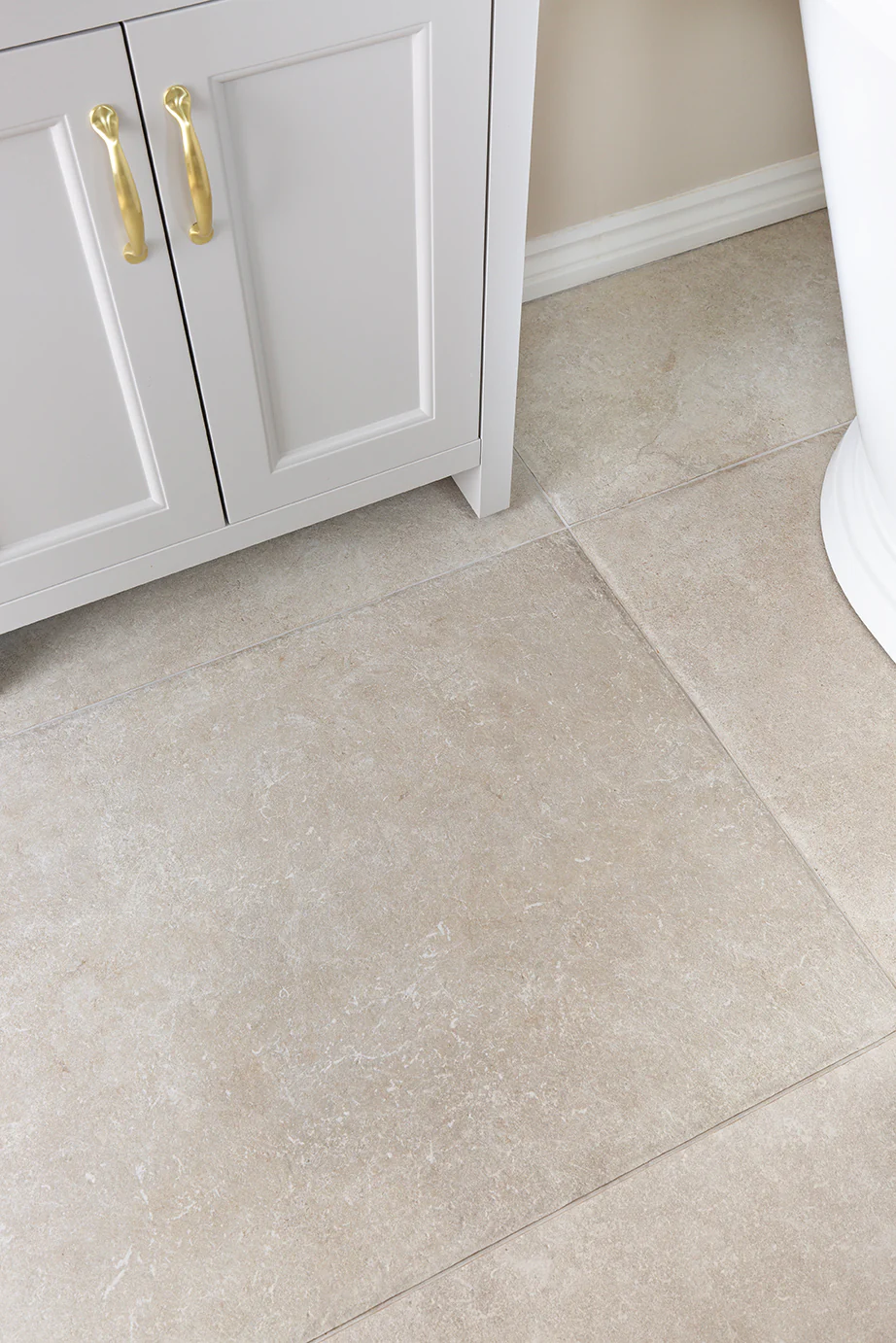 Hambleton Ivory Textured Stone Effect Porcelain - Image 15