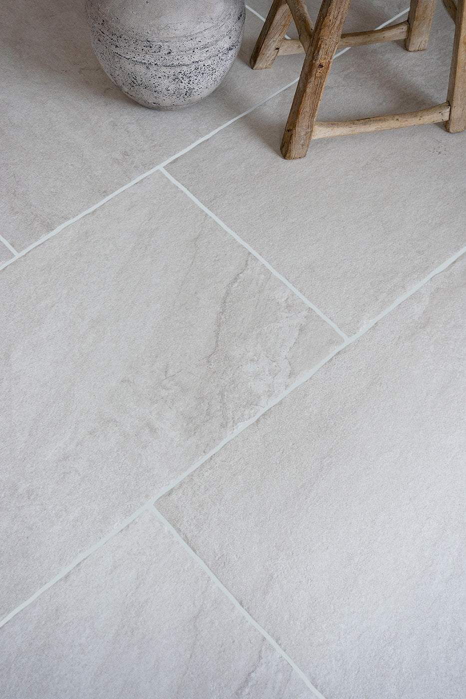 Lacock White Tumbled Effect Porcelain Tiles - Image 2