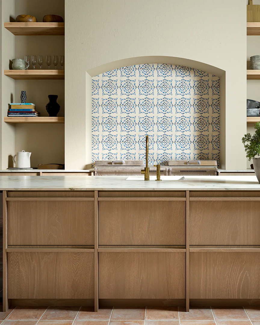 Pamplona Blanco Patterned Porcelain Tiles - Image 6