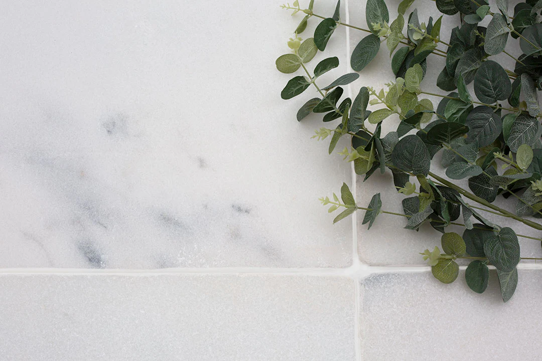 Parisian White Tumbled Marble Tiles - Image 15