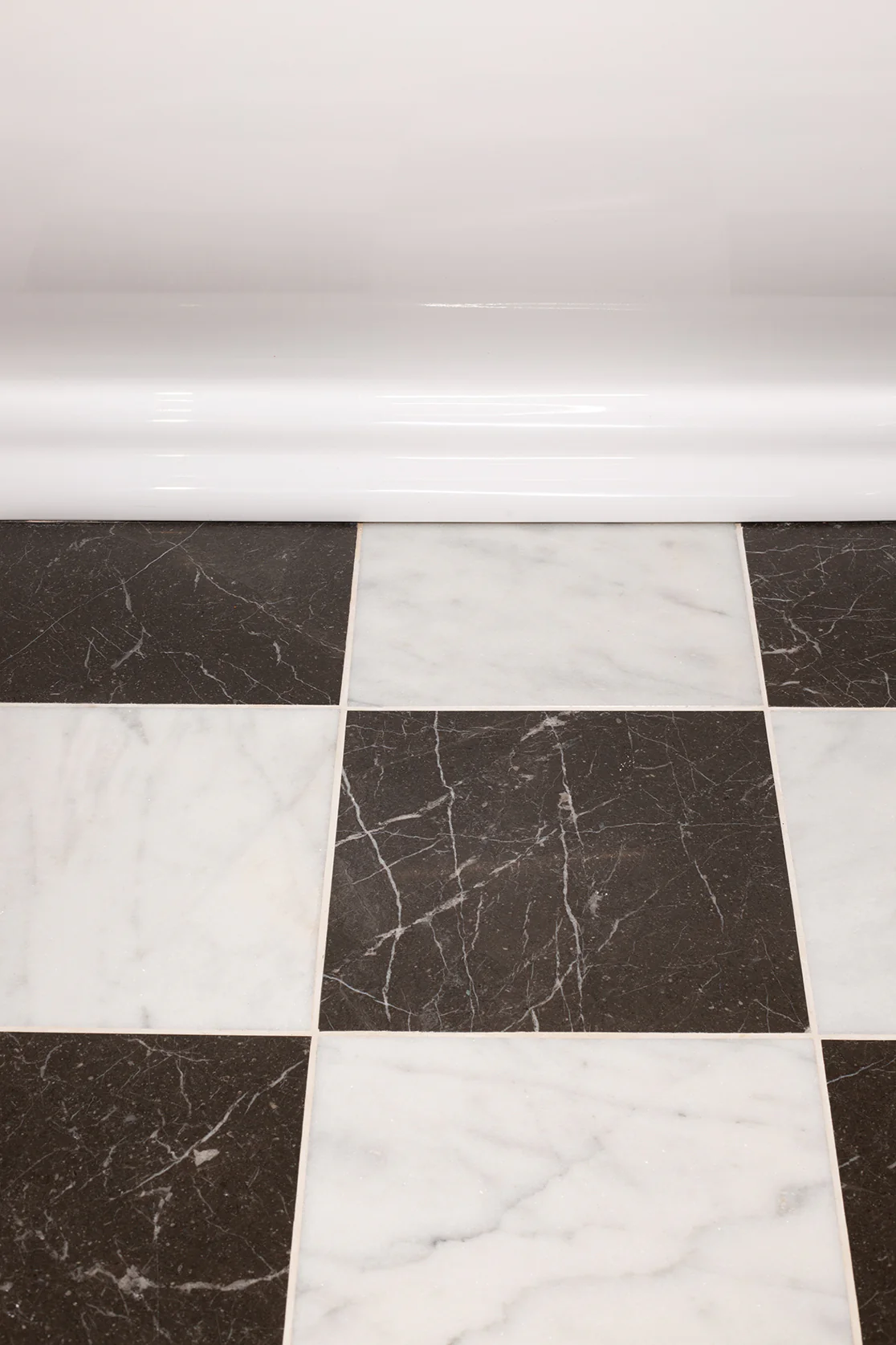 Riviera Black Honed Marble Tiles - Image 13
