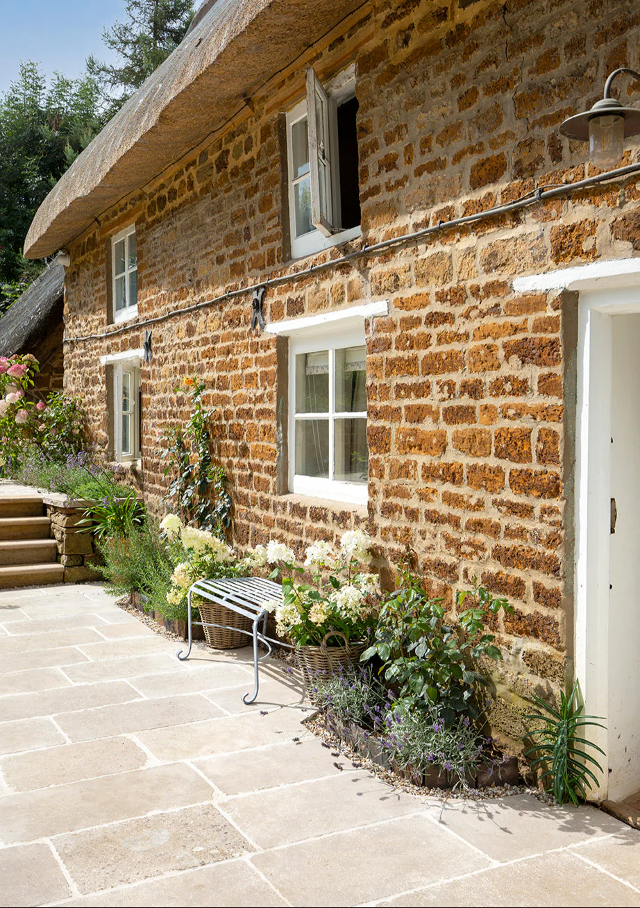Sorrento® Aged Tumbled Limestone Paving - Image 6