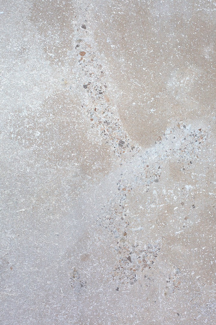 Sorrento® Aged Tumbled Limestone Paving - Image 9