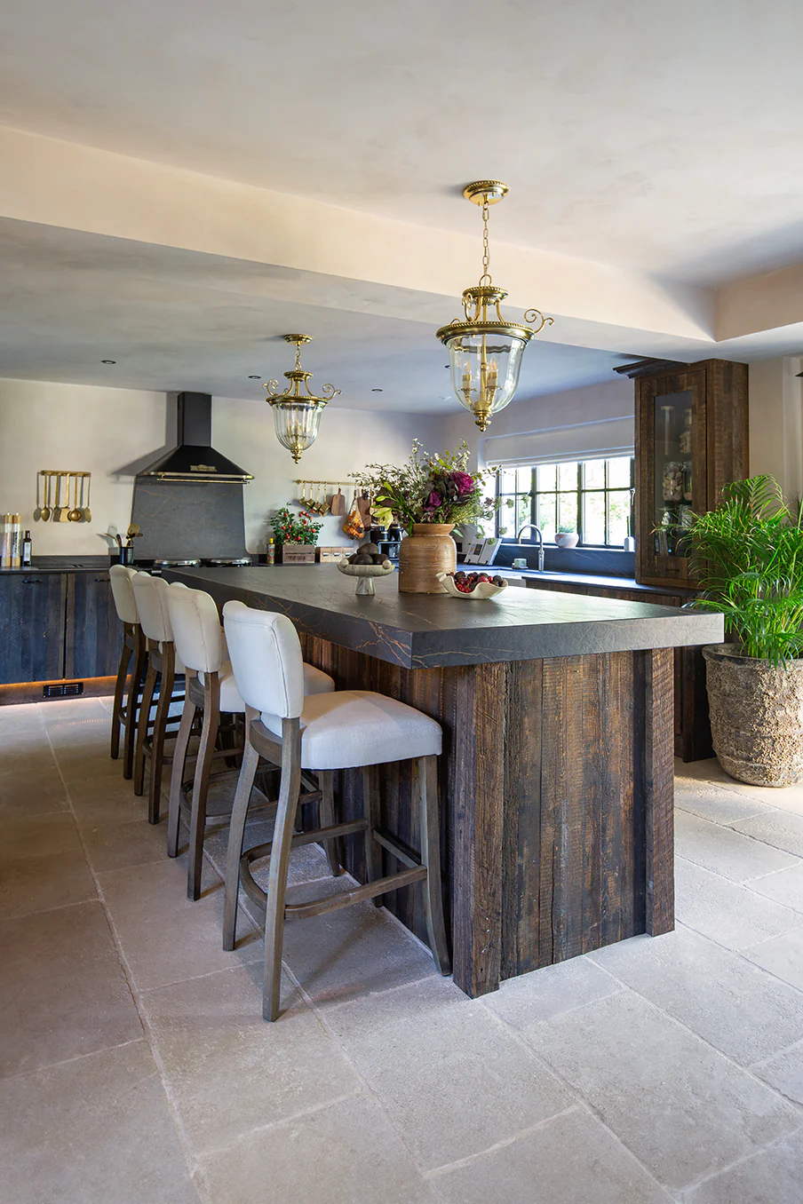 Sorrento® Aged Tumbled Limestone Tiles - Image 14