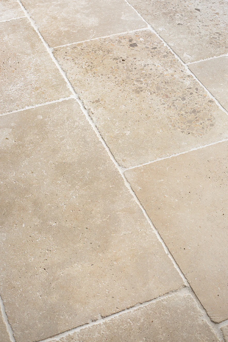 Sorrento® Aged Tumbled Limestone Tiles - Image 16