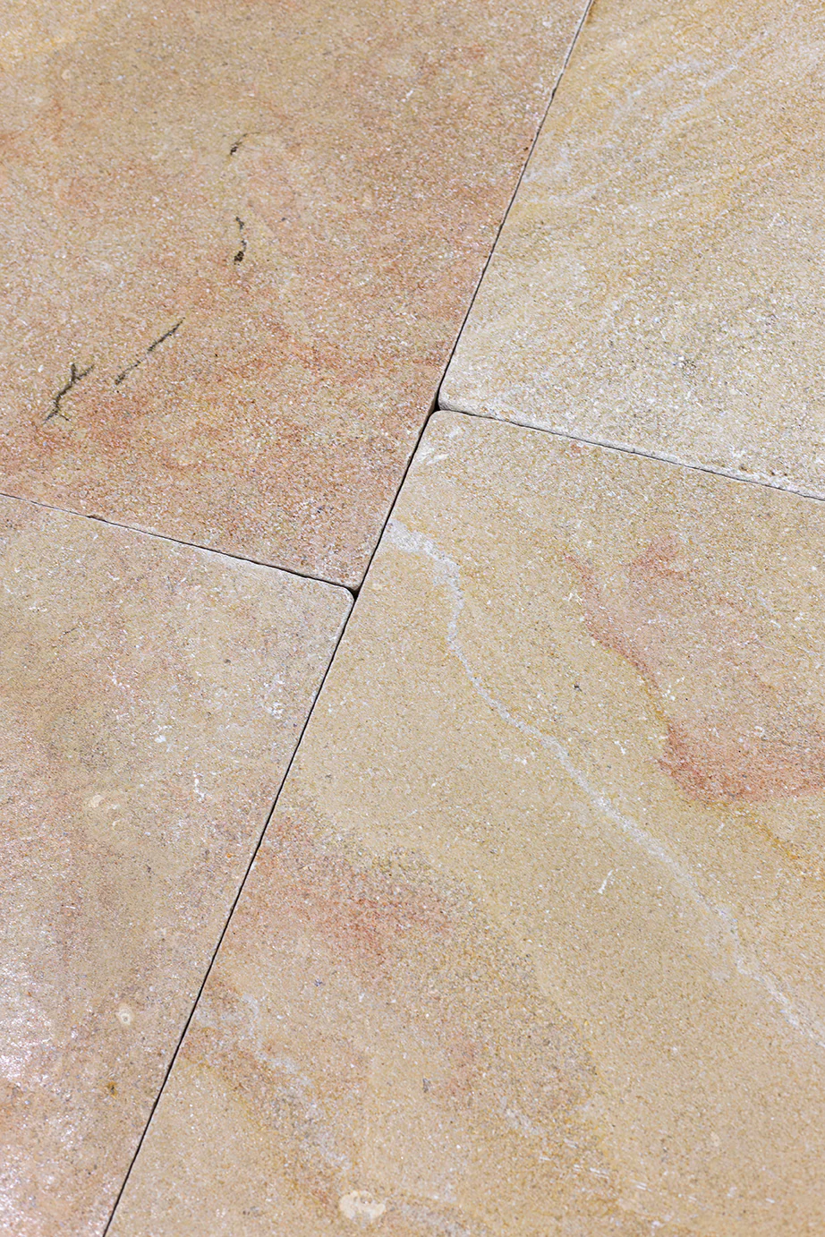Tuscany Seasoned Limestone Pavers - Image 15