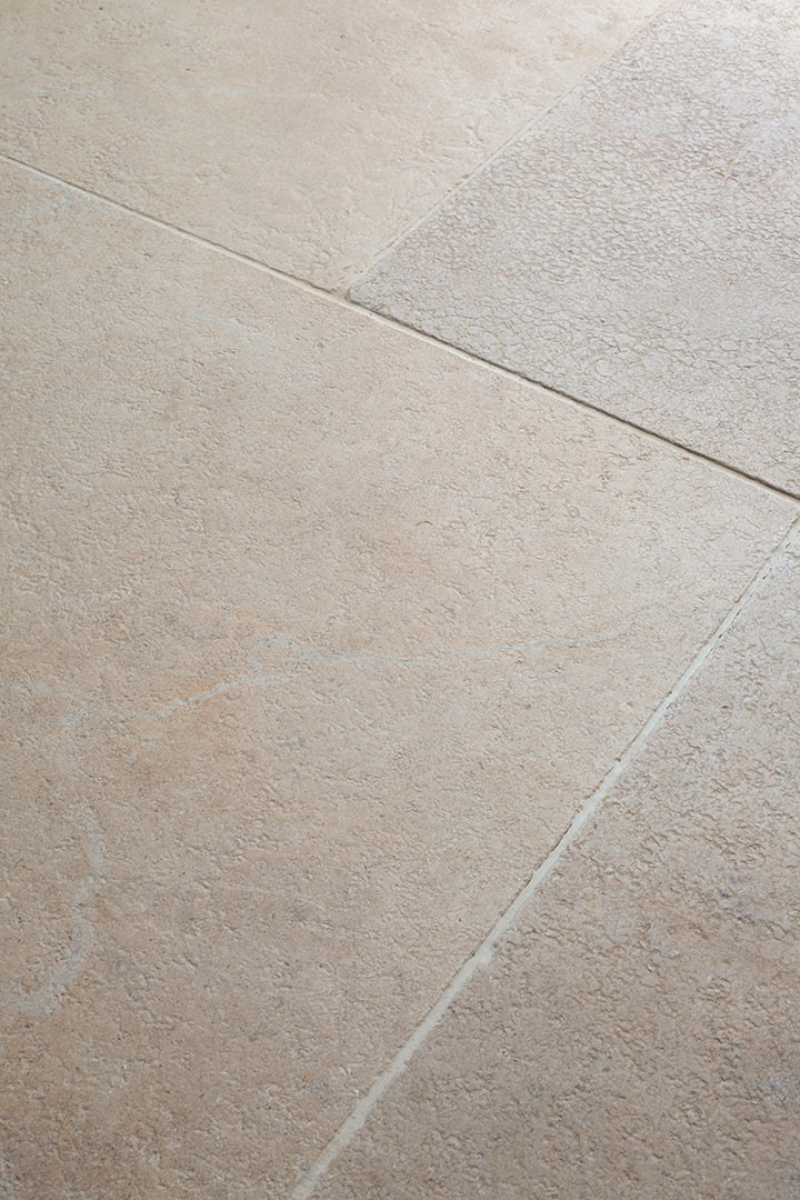 Tuscany Seasoned Limestone Pavers - Image 17